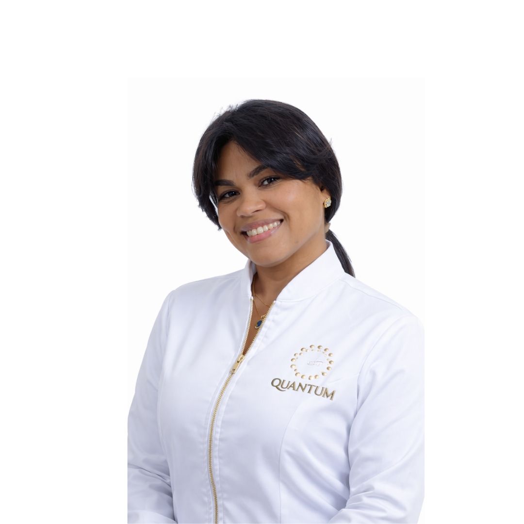 Dra. Rosanna Martinez Nivar — Medicina Estética y Longevidad